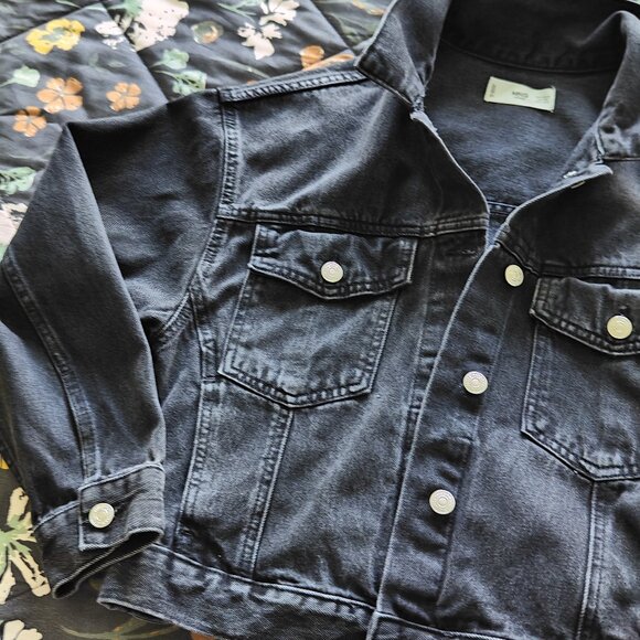 Mango denim jacket. Like new - Picture 1 of 5